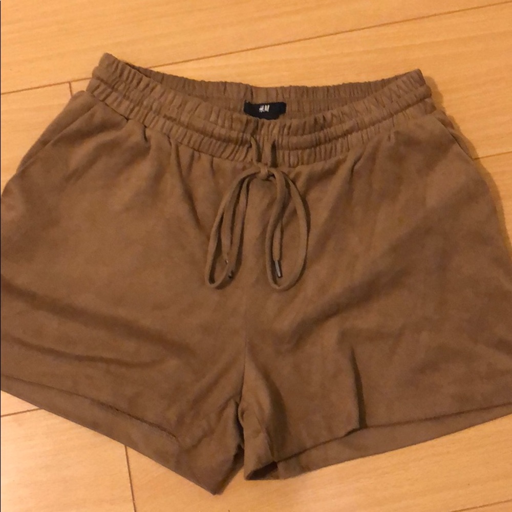 Brown suede shorts. From H&M
